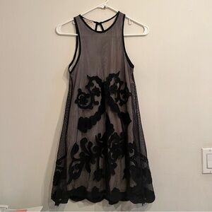 Mika & Gala Lace Dress